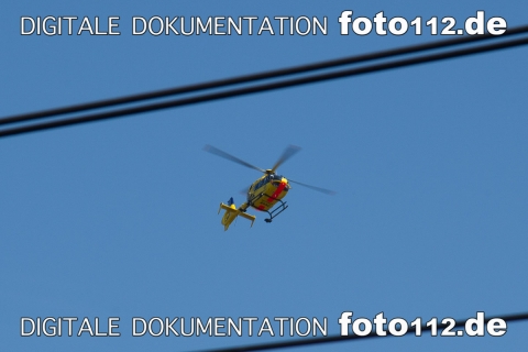 20120904-20120904-20120904-Person unter Bahn-030