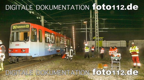 ES4P8843