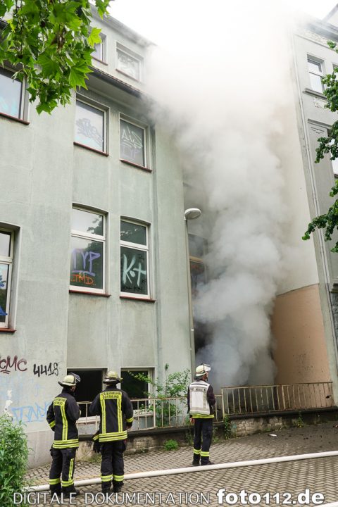 Alte-Radstr-Gebäudebrand-014