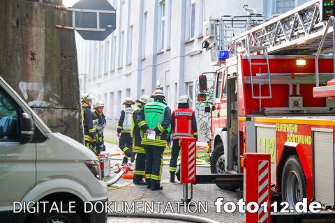 Alte-Radstr-Gebäudebrand-015