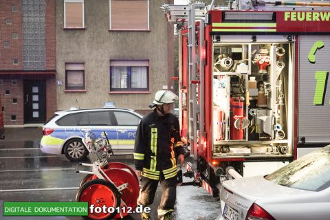 Provinzialstr.-Dachstuhlbrand-020Nacht