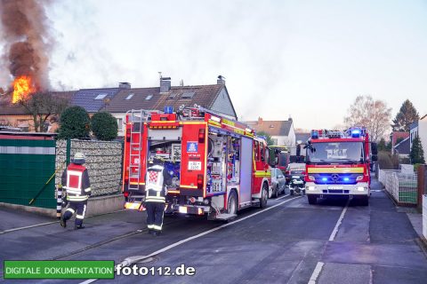 Immanuel-Kant-Straße-Dachstuhlbrand-003