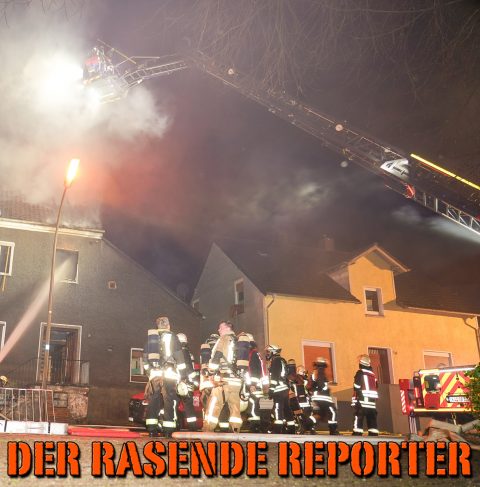 Lütgendortmunder-Hellweg-Dachstuhlbrand-021