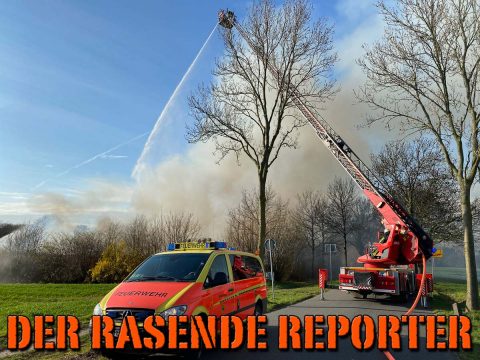 Schweinemastbetrieb-brennt-Handy-001