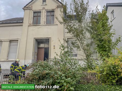 Egilmarstrasse-Feuer-im-Gebaeude-012