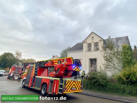 Egilmarstrasse-Feuer-im-Gebaeude-014