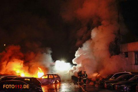 PKW-Feuer-010