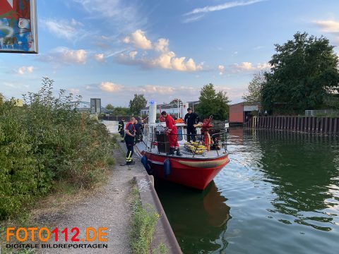 Person-im-Wasser-015