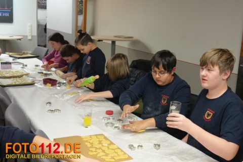 JF-LZ21-Plaetzchen-backen-6