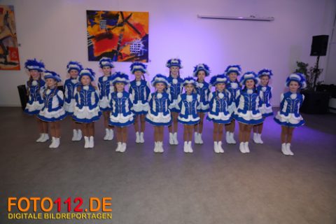 KG-BLAU-WEIss-03