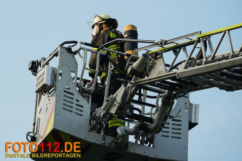Adelhartweg-Kellerbrand-022