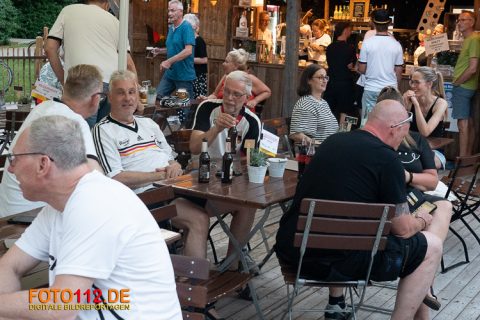 Public-Viewing-1-002