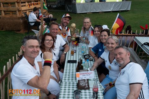 Public-Viewing-1-012