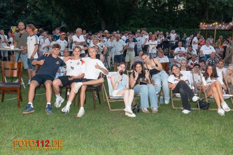 Public-Viewing-1-030