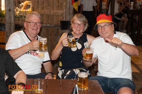 Public-Viewing-1-051