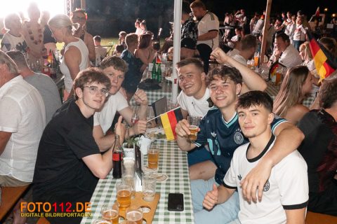 Public-Viewing-1-052
