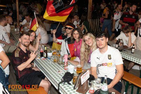 Public-Viewing-1-053