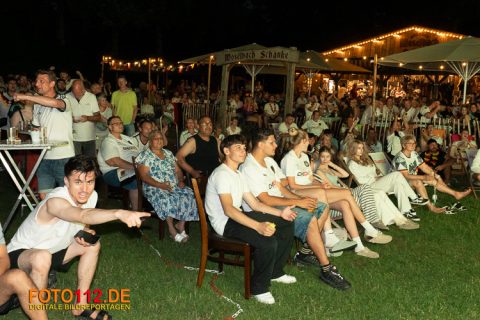 Public-Viewing-1-057