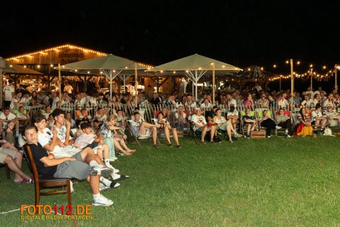 Public-Viewing-1-059
