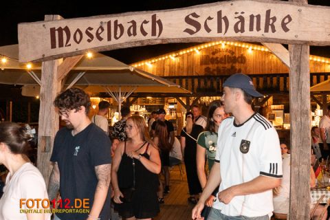 Public-Viewing-1-069