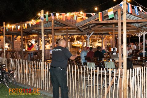 Public-Viewing-1-071