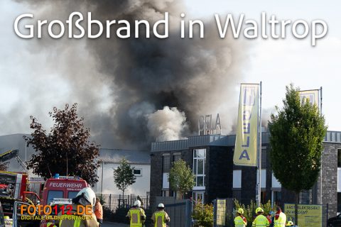 Lagerhalle-brennt-003