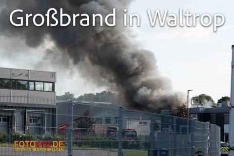 Lagerhalle-brennt-006