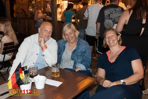 Public-Viewing-2-009