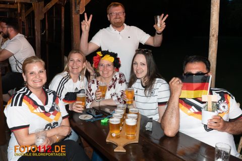 Public-Viewing-2-011