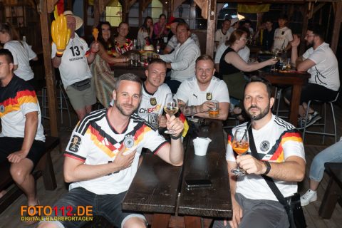 Public-Viewing-2-013