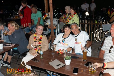 Public-Viewing-2-017