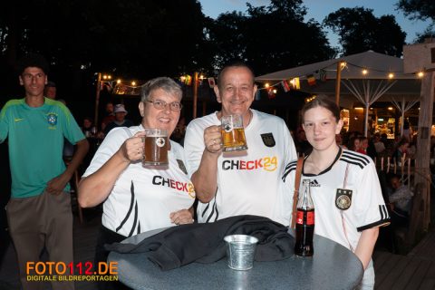 Public-Viewing-2-023