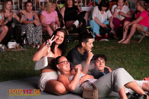 Public-Viewing-2-043