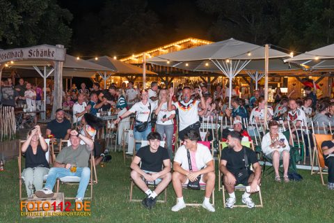 Public-Viewing-2-053