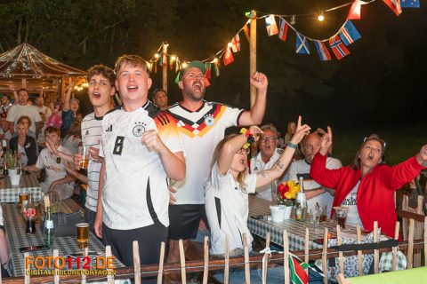Public-Viewing-2-058