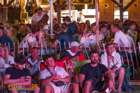 Public-Viewing-2-063
