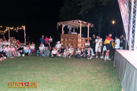 Public-Viewing-2-064