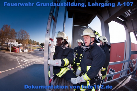56e8308
