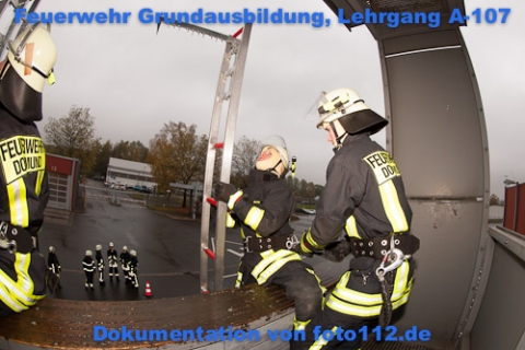 56e8317