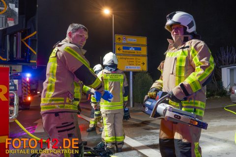 lehmstr.-brennt-PKW-013