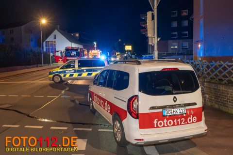 lehmstr.-brennt-PKW-025