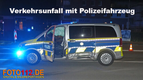 Verkehrsunfall mit Polizeifahrzeug